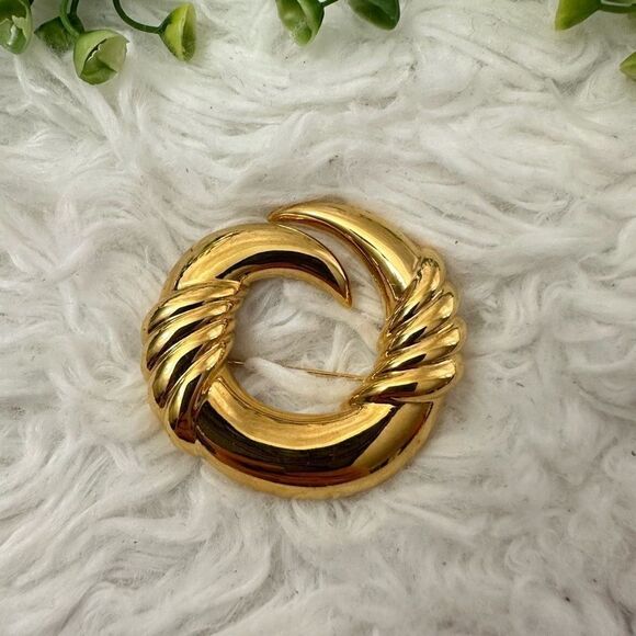 Napier Vintage Gold Tone Modernist Swirl Statement Brooch‎ Spiral Twist - Picture 2 of 5